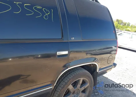 1995 Chevrolet Tahoe K1500 from USA, damaged, VIN 1GNEK13K5SJ405309